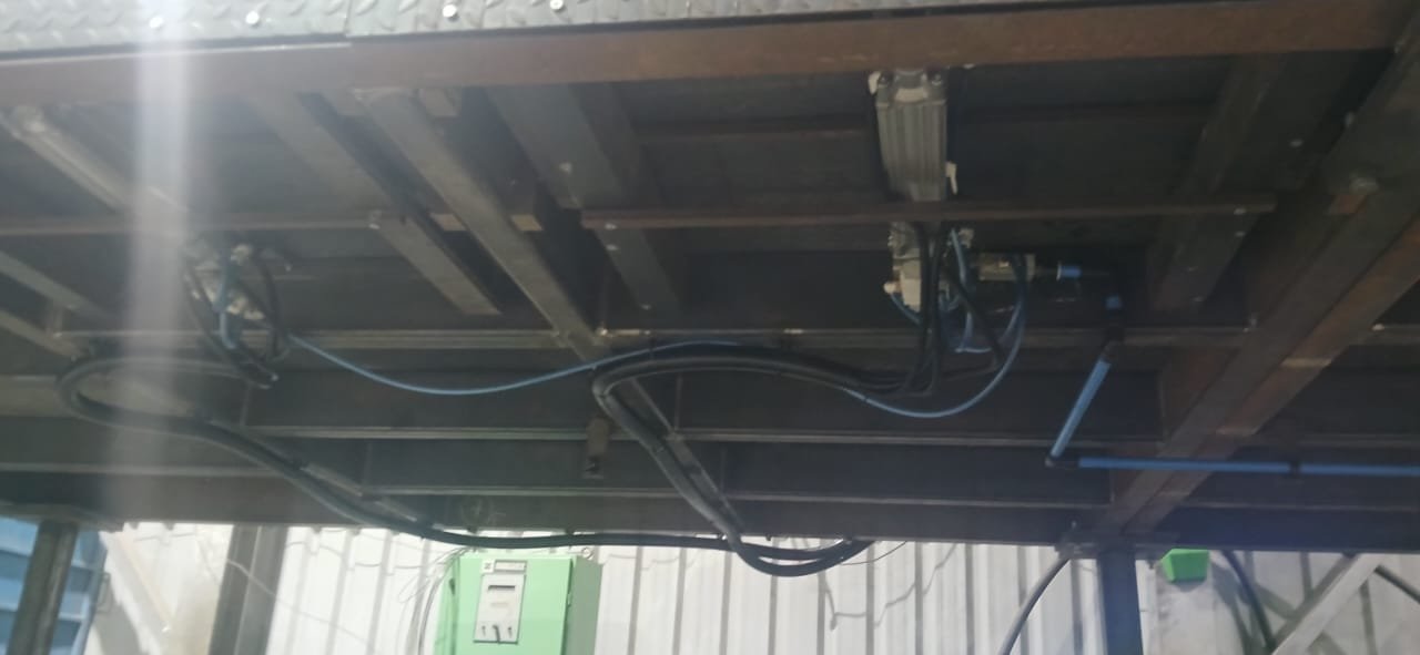 Overhead Aluminum Compressed Air Lines Manufacturing Plant